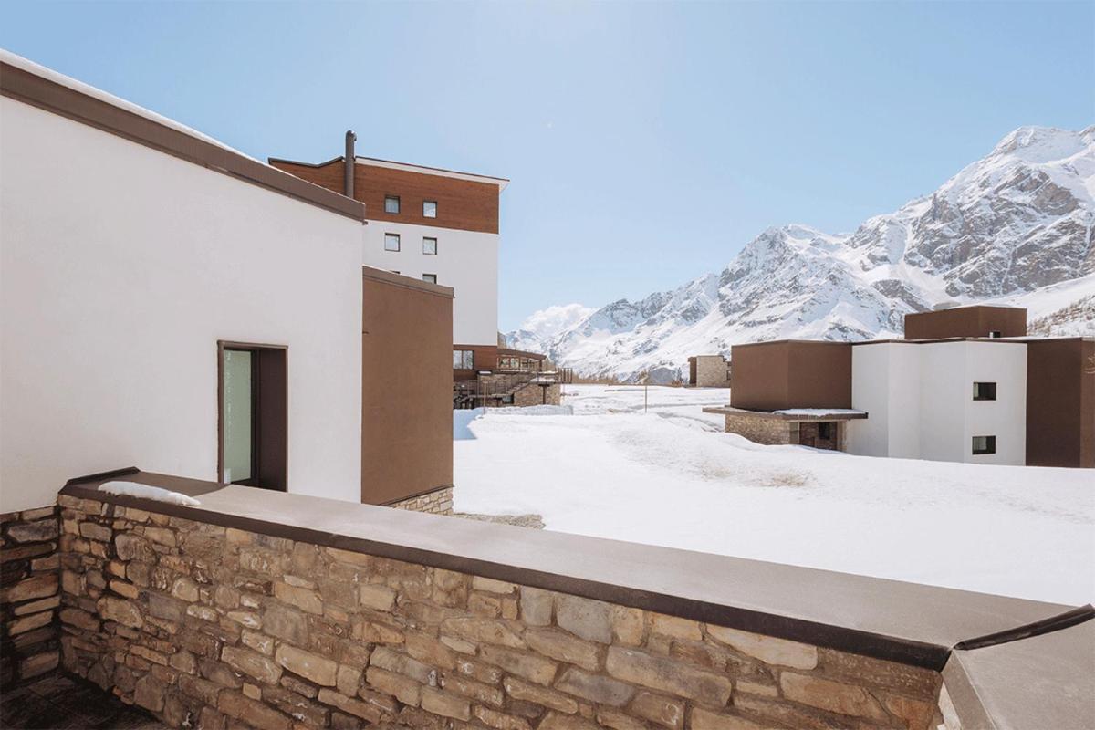 Valtur Cervinia Cristallo Ski Resort Breuil-Cervinia Bagian luar foto